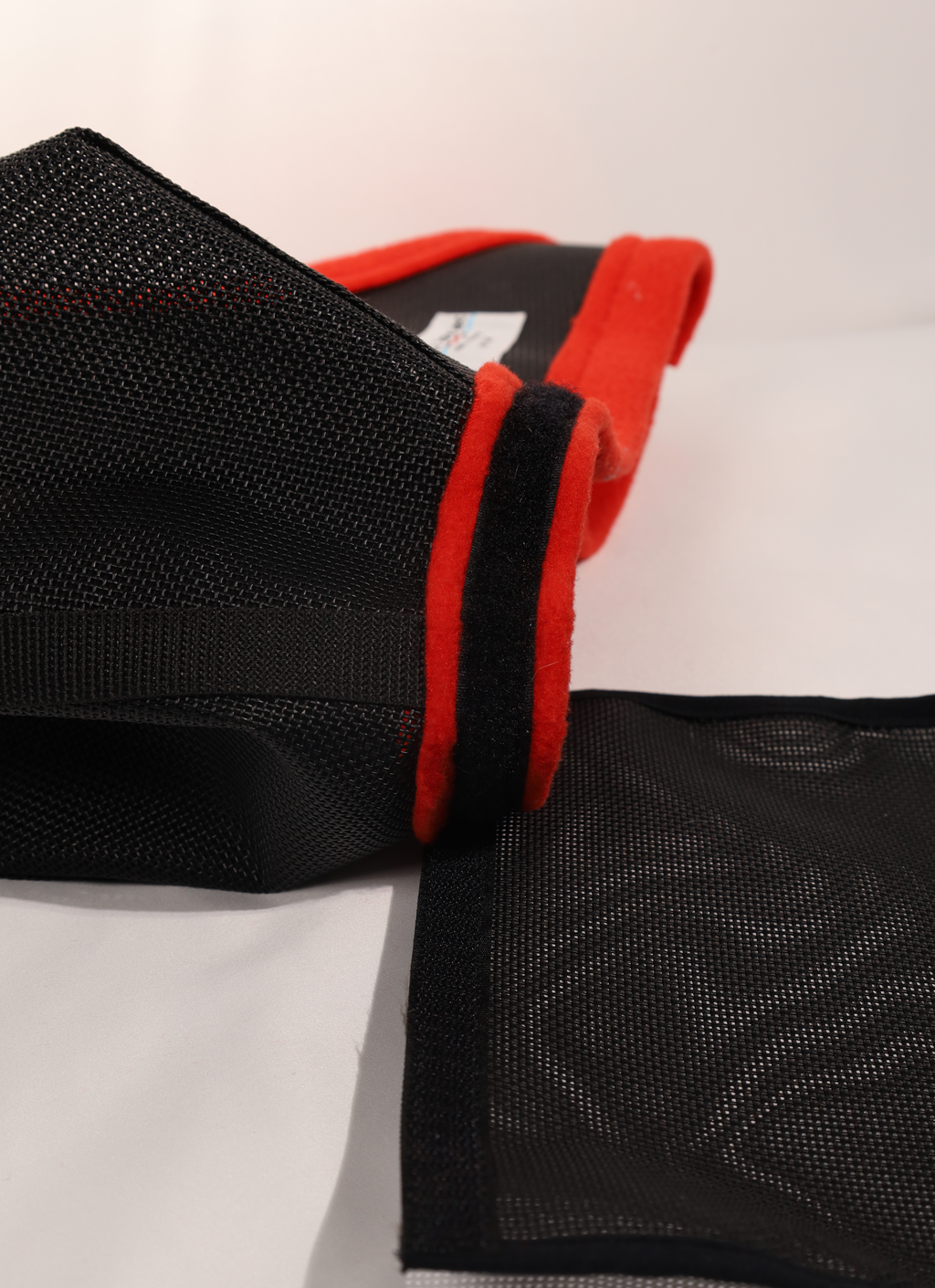 Gitterfliegenmaske mit Ohrenschutz - mit Nüsternschutz